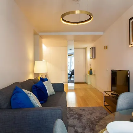 Crucifixo Downtown Terrance & Deluxe Appartement